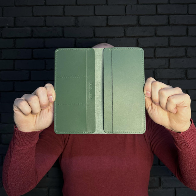 Чоловічий гаманець ручної роботи подвійного складання (кайзер) зелений