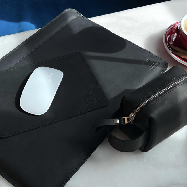 Шкіряний чохол стандарт для MacBook (крейзи) Чорний