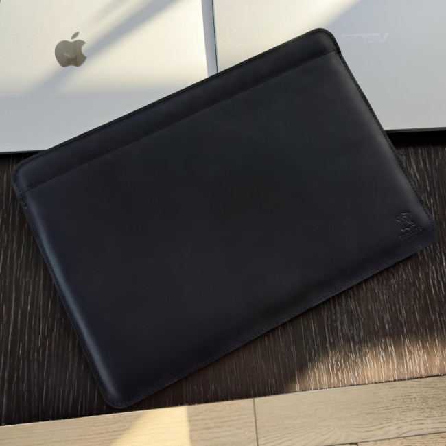 Шкіряний чохол стандарт для MacBook (крейзи) Чорний