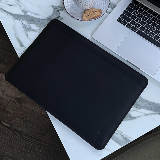 Шкіряний чохол стандарт для MacBook (крейзи) Чорний