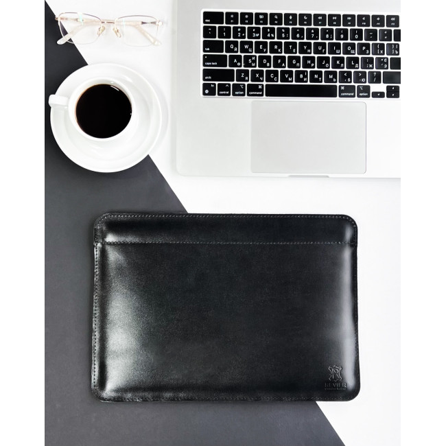 Шкіряний чохол стандарт для MacBook (кайзер) Чорний