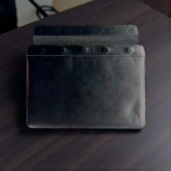 Шкіряний чохол на магнітах для MacBook (кайзер) Чорний