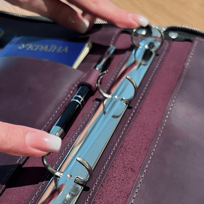 Папка для сімейних документів А4 з ручкою (матова) марсала