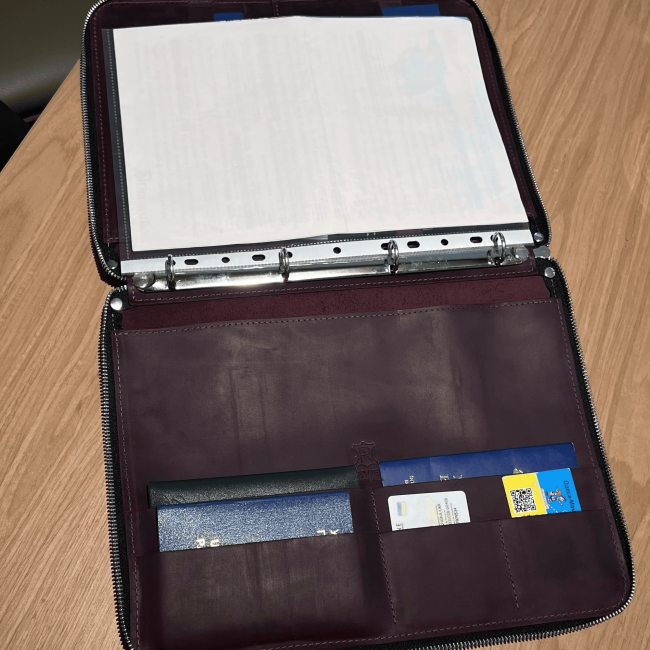Папка для сімейних документів А4 з ручкою (матова) марсала