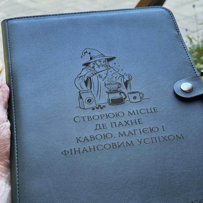 Папка с зажимом на твердой основе Эко зеленая Папка с зажимом на твердой основе Эко зеленая