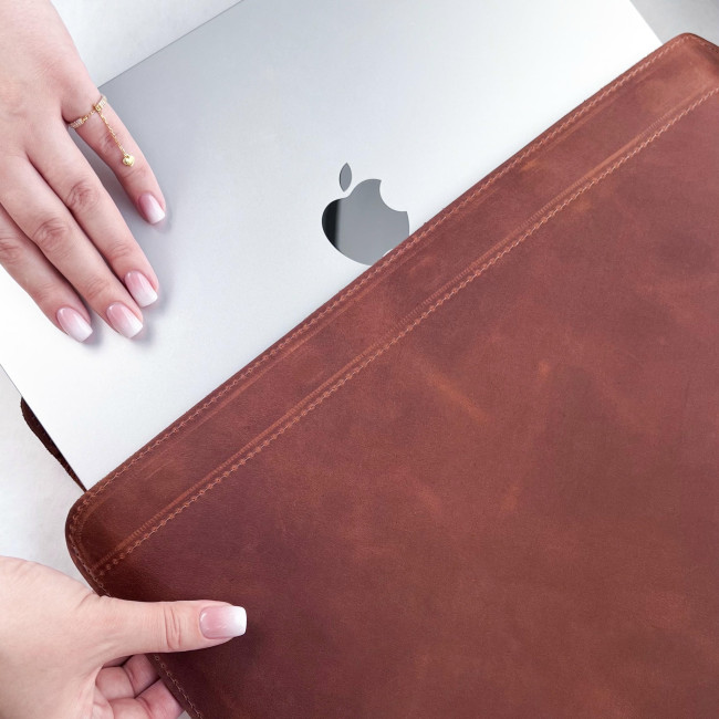 Шкіряний чохол на магниітах для MacBook (крейзи) Коньячний