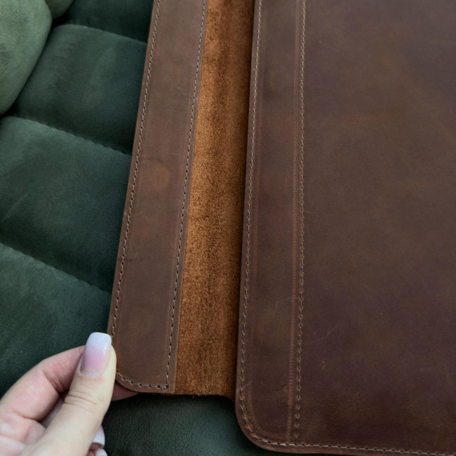 Шкіряний чохол на магниітах для MacBook (крейзи) Коньячний